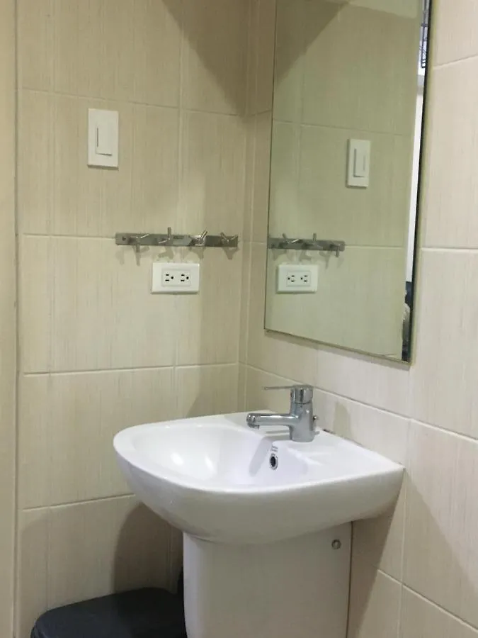 1 Bedroom Us Embassy Roxas Blvd. Ermita Манила
